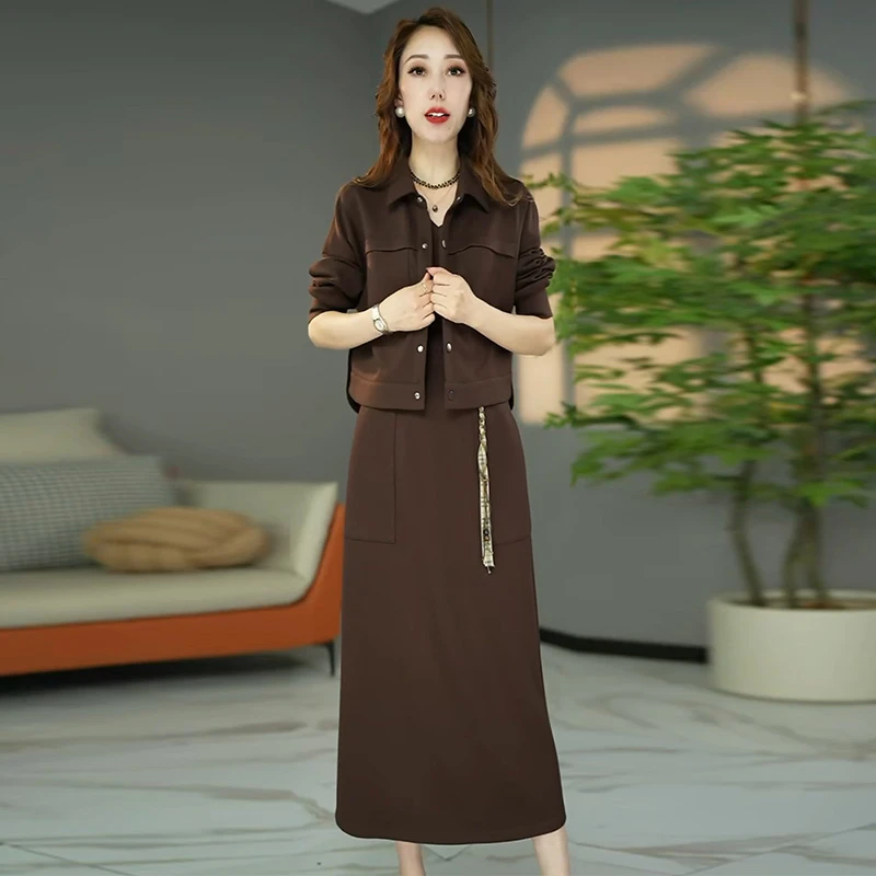 2025秋季新款妈妈长袖两件套女中老年时尚气质显瘦遮肚高级感套装