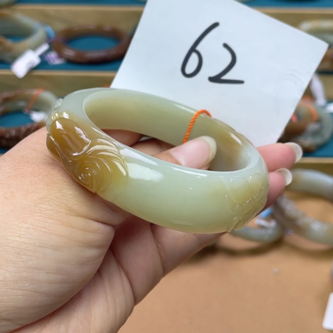 未镶嵌手镯和田玉圈口57