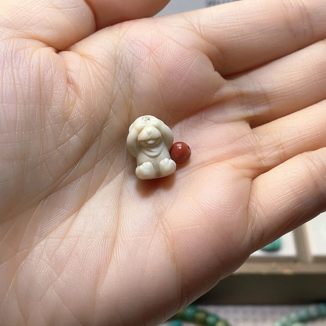 南红玛瑙配饰未镶嵌