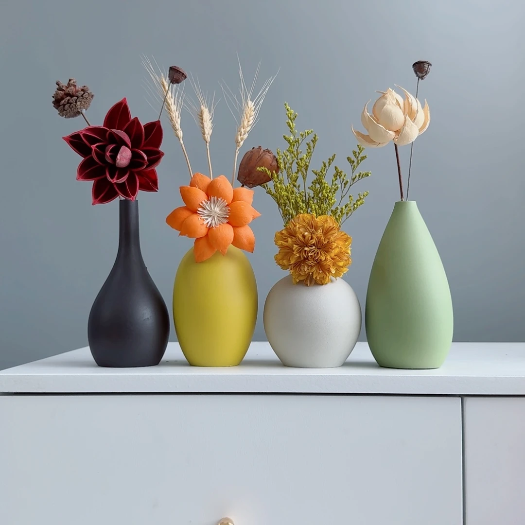 摆件陶瓷小花瓶摆件含花总高约20-30cm