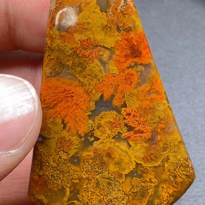 玛瑙/玉髓颈饰未镶嵌珠**匠