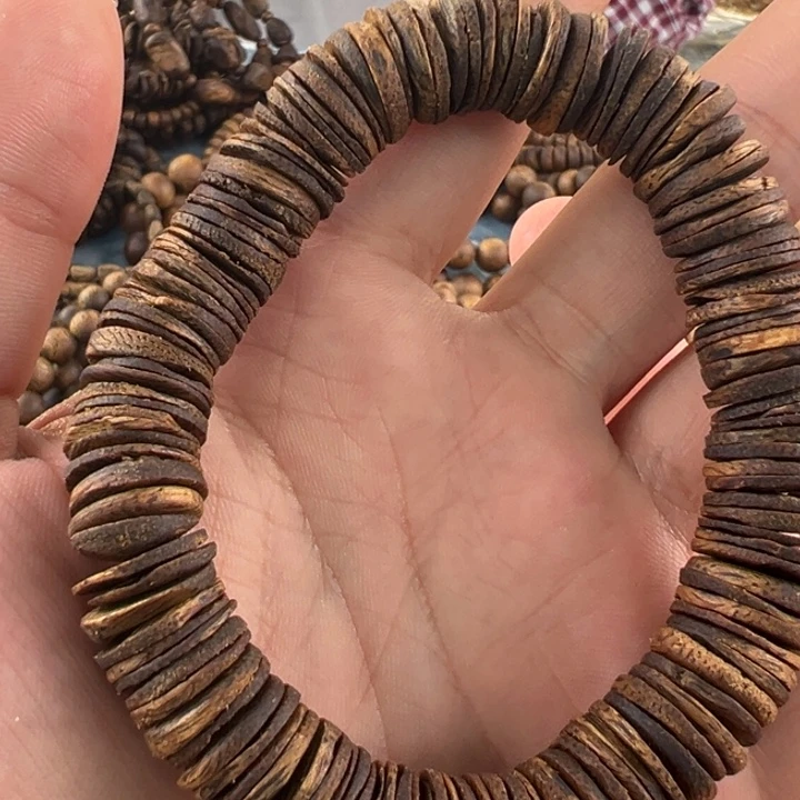 沉香手串1.2Ｍｍ单圈片片珠15克