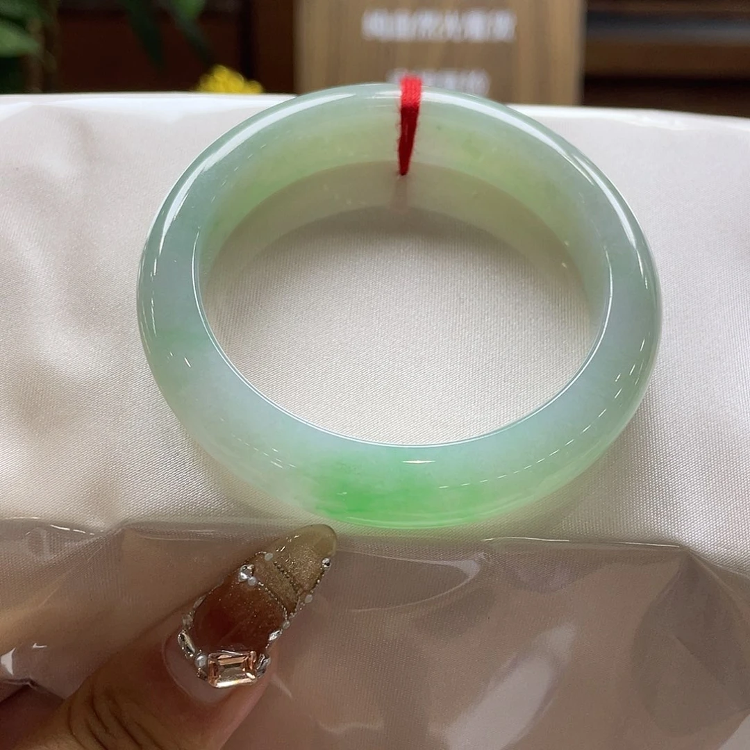 翡翠未镶嵌手镯8号