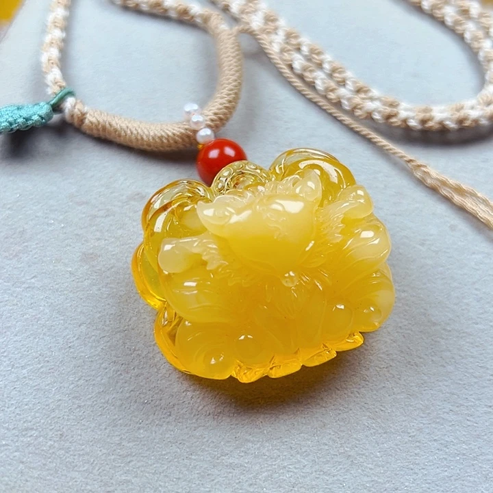 琥珀颈饰未镶嵌九尾狐如意锁