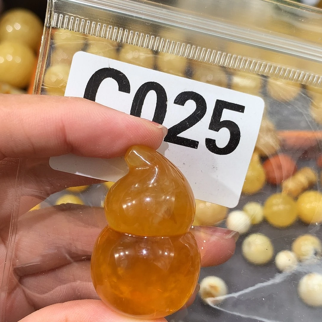 未镶嵌琥珀珠宝奇石