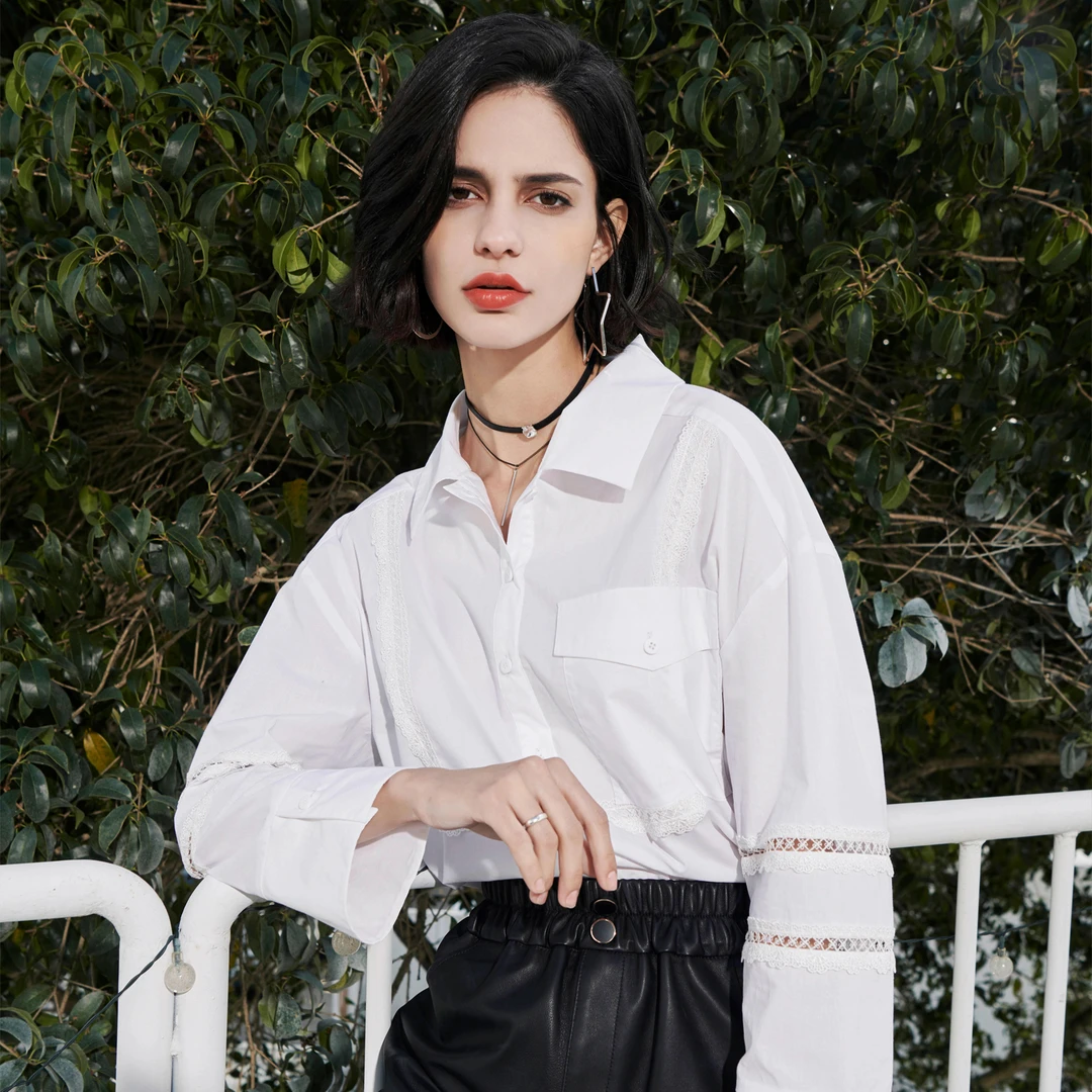 新款站纯色拼接蕾丝时尚镂空白色衬衫女百搭上衣