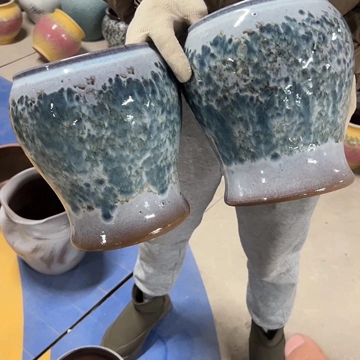 高度22厘米口18厘米