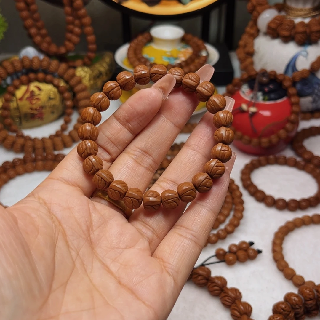 长***梦吊坠桃核10顶级玉龙脊单圈