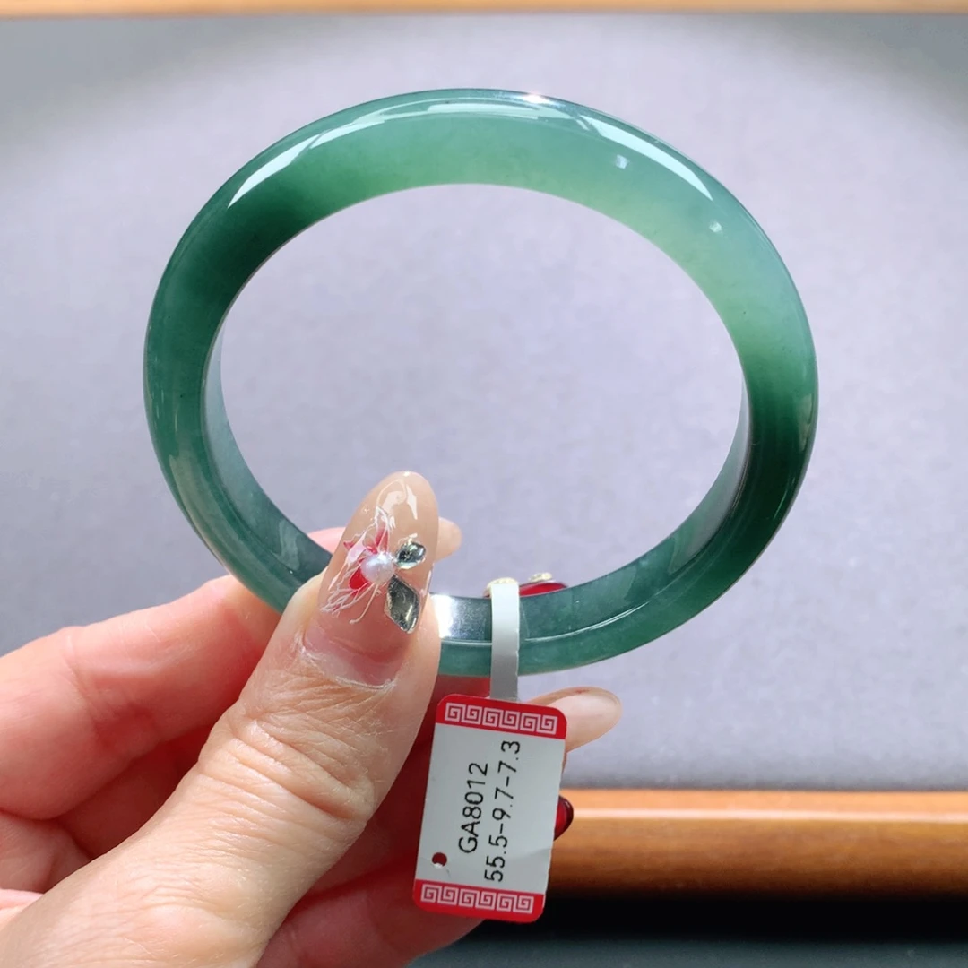 翡翠手镯未镶嵌天然翡翠手镯叮当镯