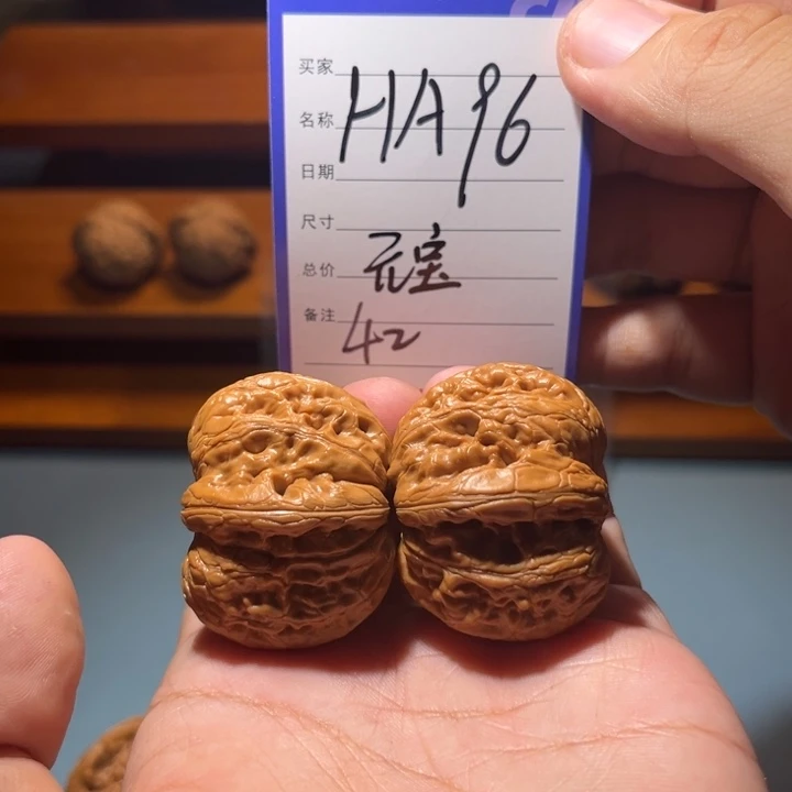文玩核桃吊坠文玩