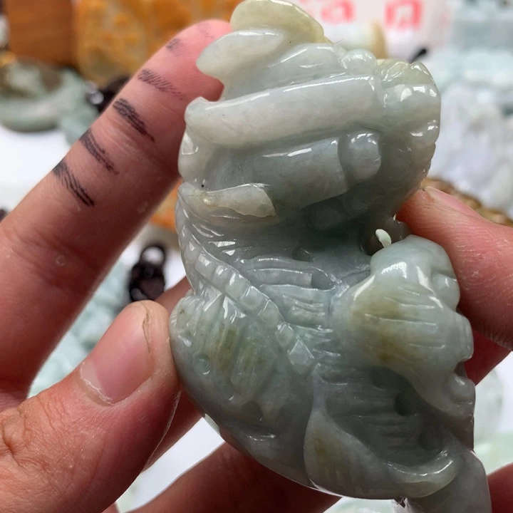 翡翠未镶嵌颈饰保真天然a货翡翠