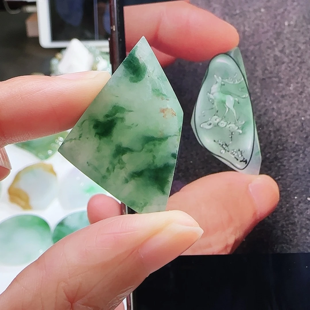 定制翡翠未镶嵌缅甸翡翠挂件