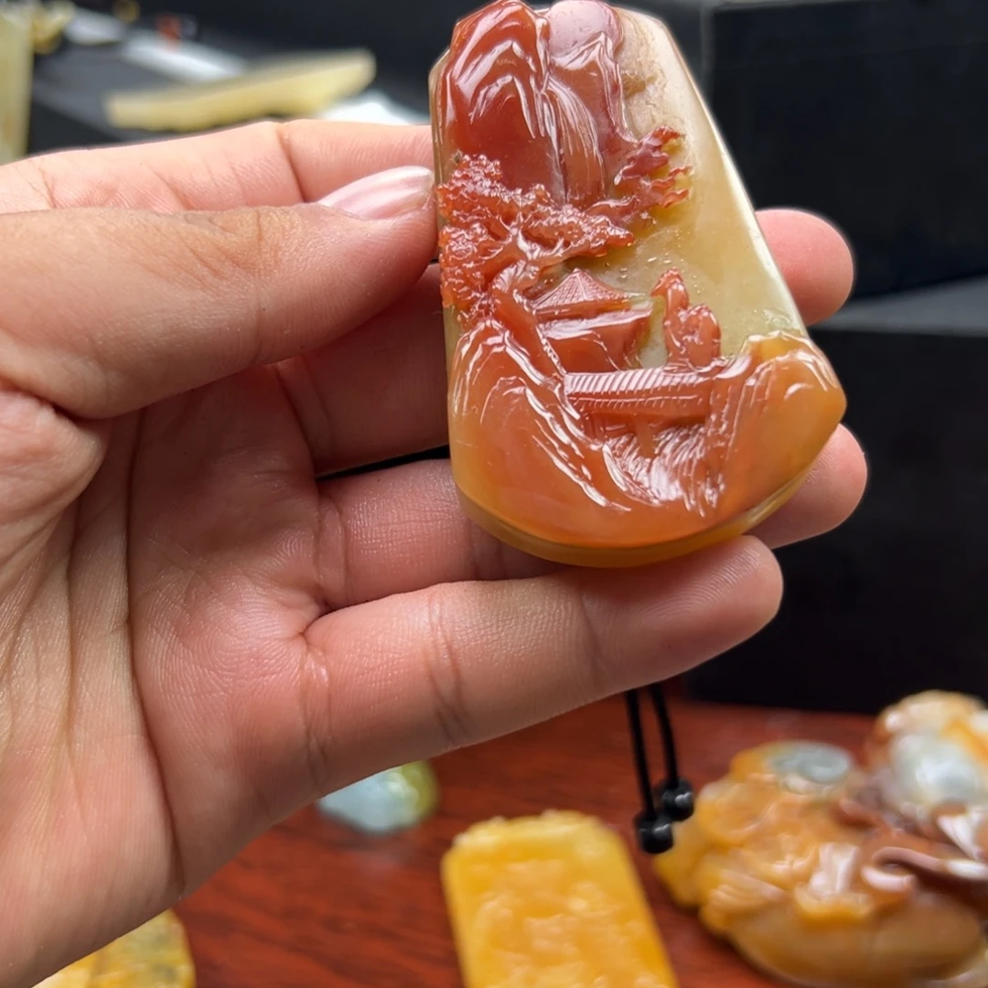 石英质玉（黄龙玉）未镶嵌多样性发货，发其一