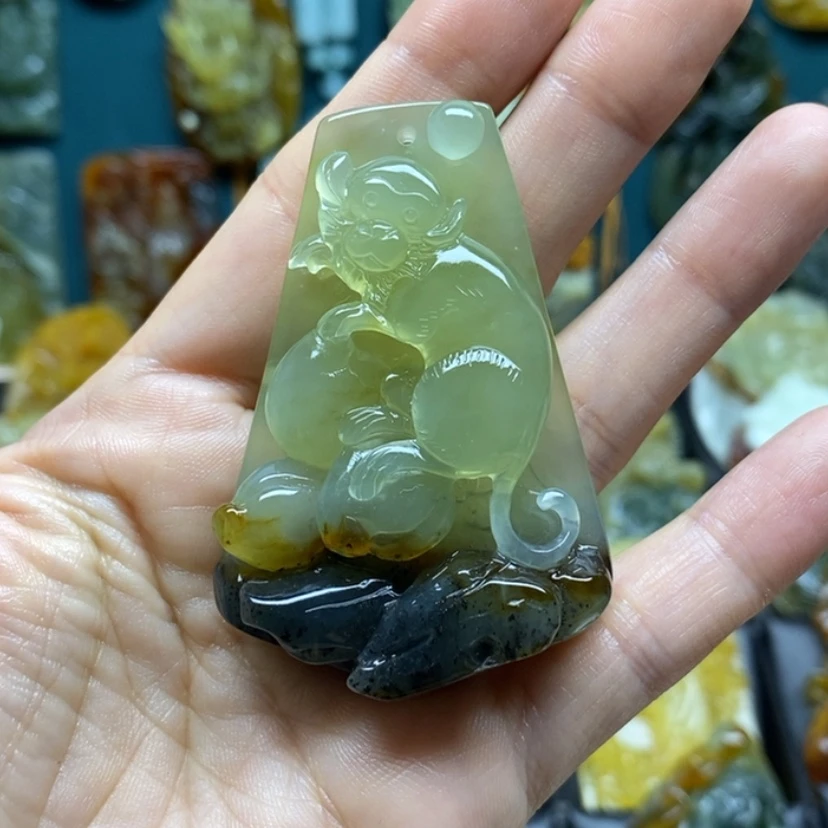 【闪购商品】岫玉颈饰未镶嵌爱****子猴子