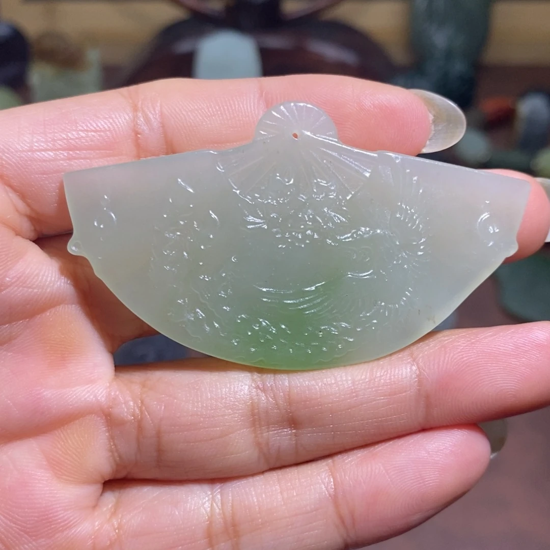 将***将颈饰未镶嵌和田玉