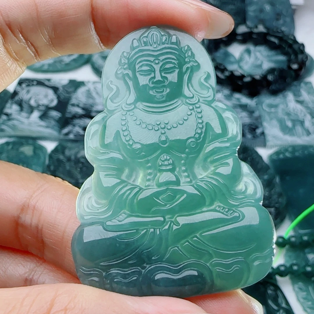 颈饰未镶嵌翡翠多样性发货天然的A货翡翠