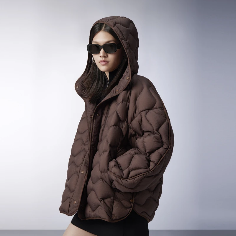 波司登2024秋季新款女休闲羽绒服B40133820