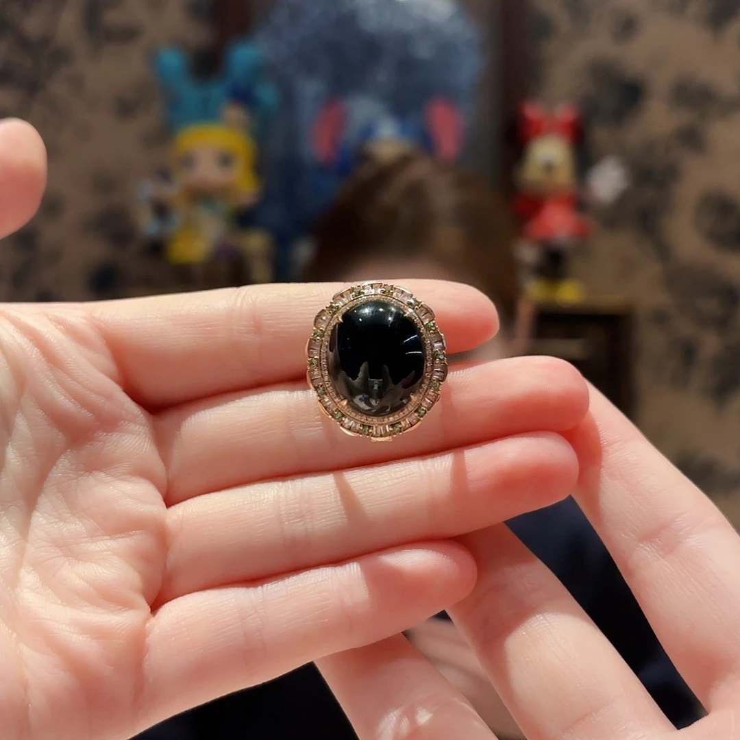 18K金镶嵌戒指翡翠两戴款