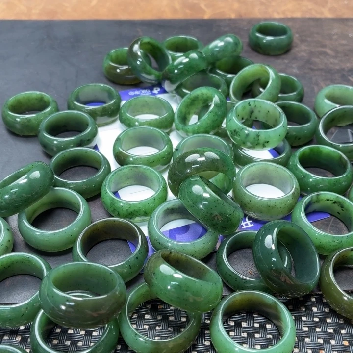 未镶嵌戒指和田玉多样性发货拍一发一