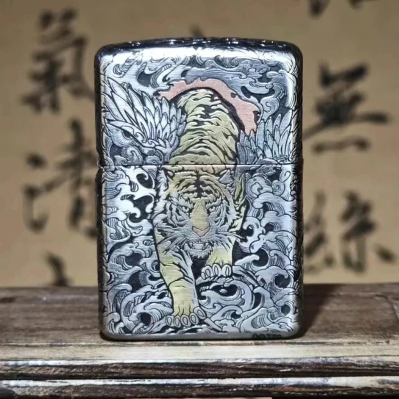 ZIPPO/之宝【钢机如虎添翼 】错金银套壳防风DY9902JY
