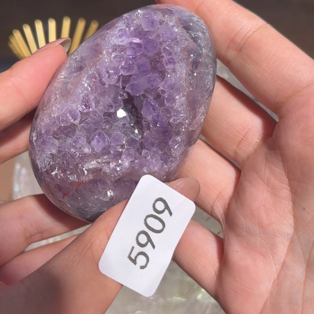 【闪购商品】未镶嵌大型摆件（非配饰）紫晶