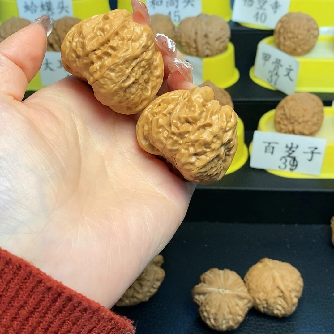 文玩核桃把件张*哥蛤蟆