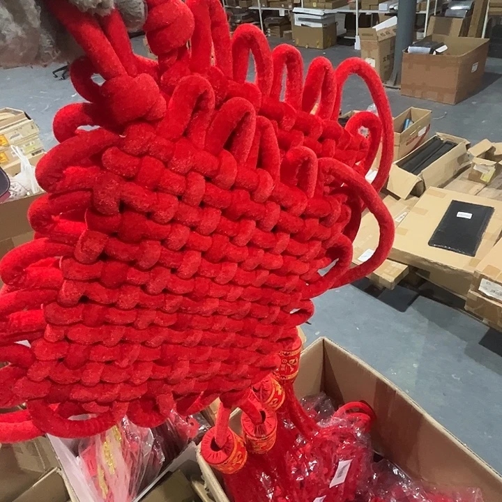 挂饰中国结拍一发二。