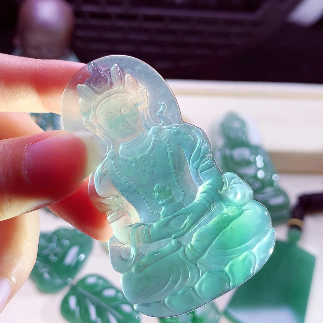 颈饰未镶嵌翡翠天然