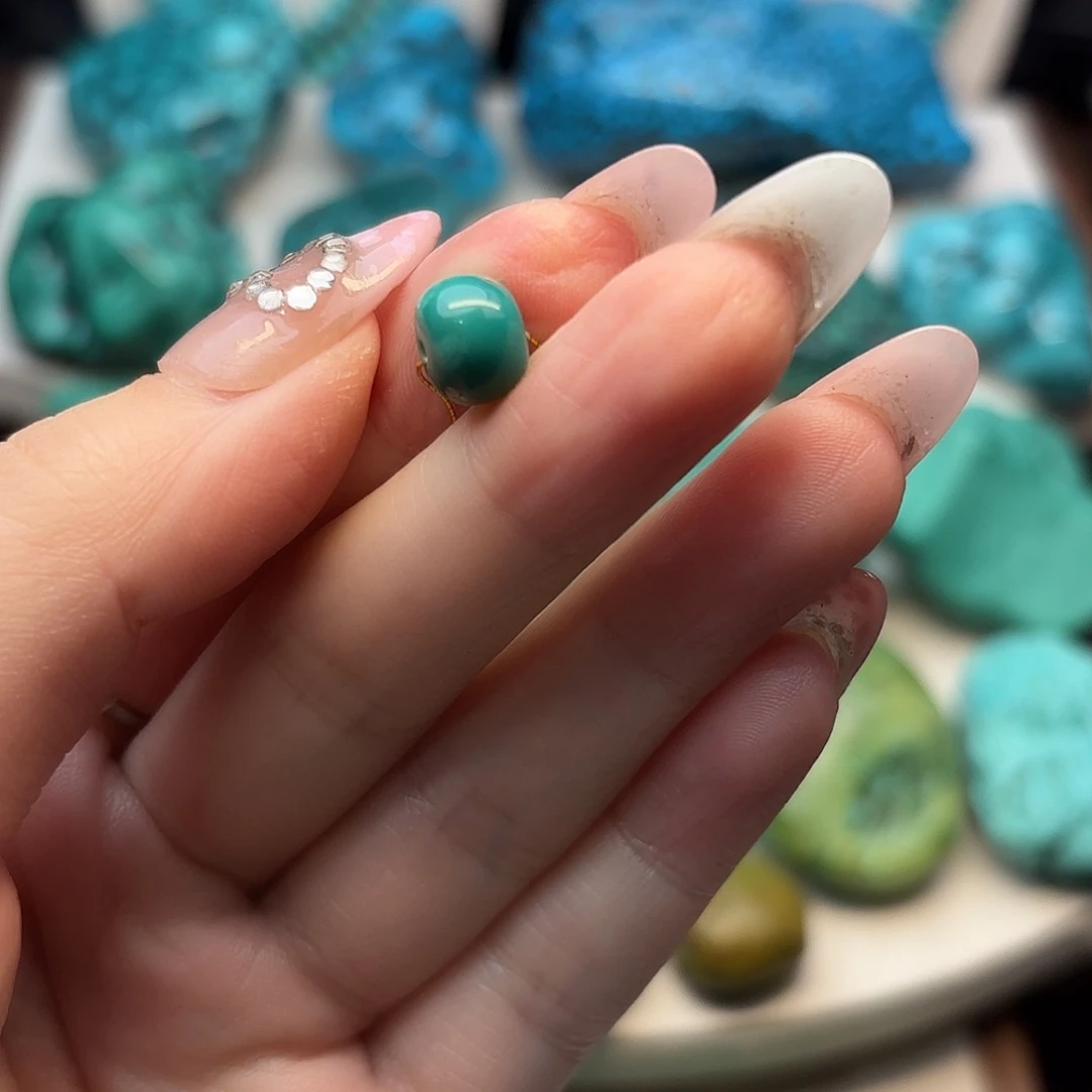 绿松石未镶嵌手串