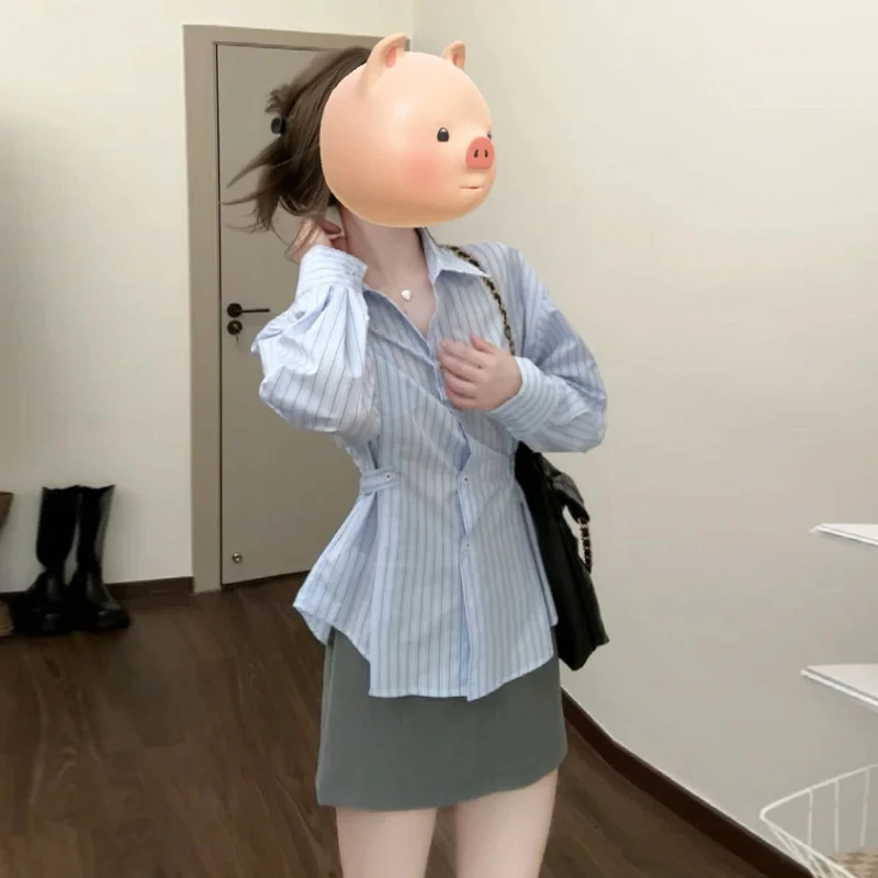 2025早秋新款法式独特绝美蓝色条纹衬衫女高级感衬衣收腰长袖上衣