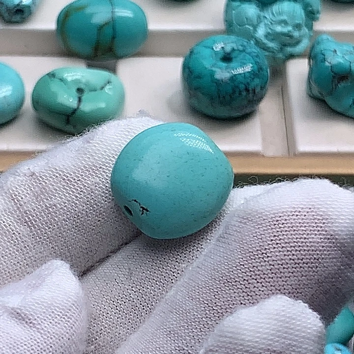 绿松石未镶嵌珠宝奇石直径16扁珠背云3.5克