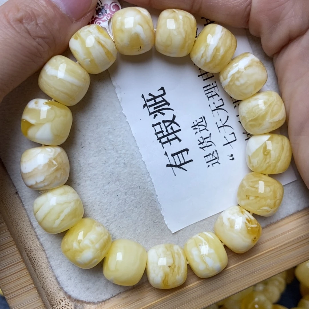 琥珀未镶嵌珠宝奇石43