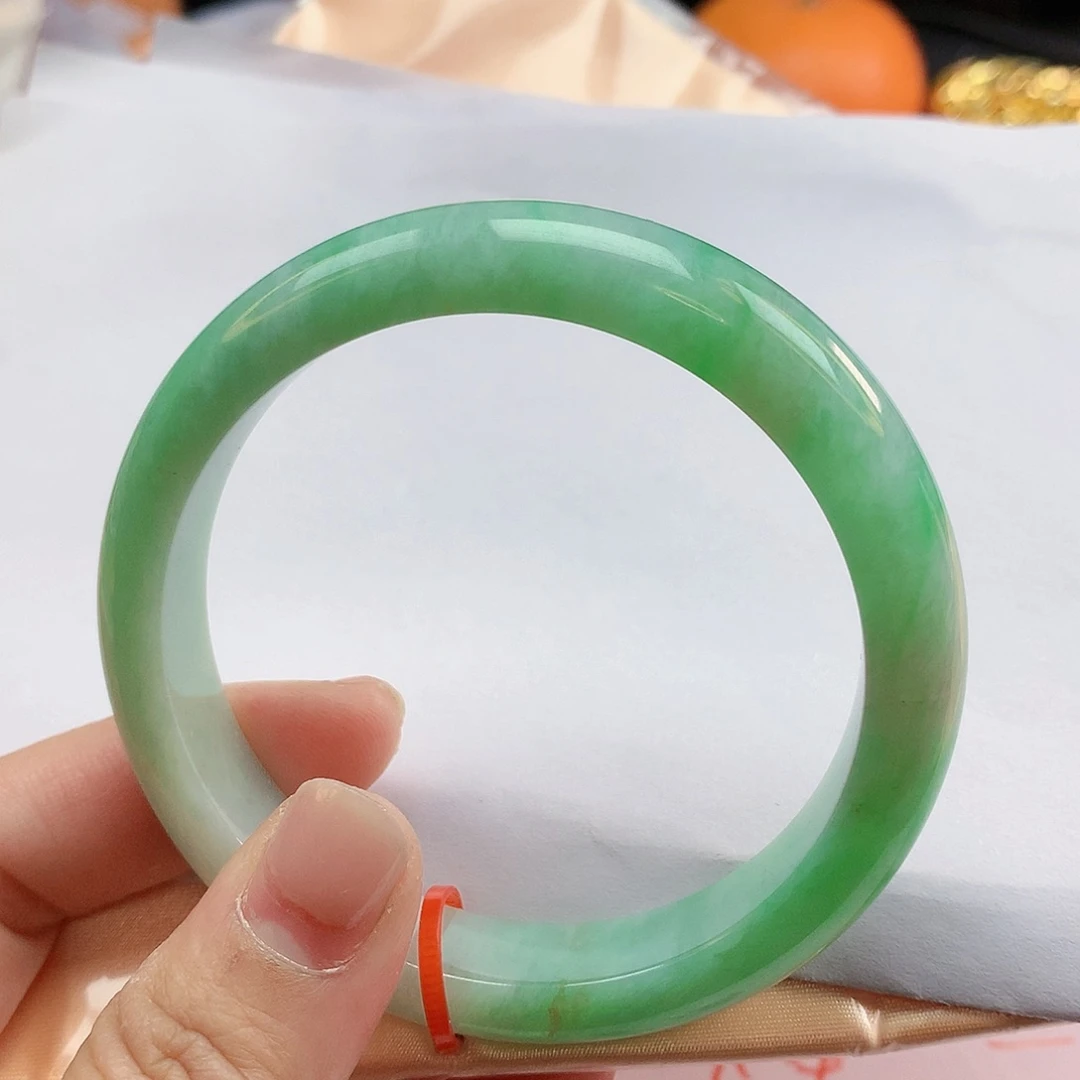 翡翠手镯未镶嵌58圈0787