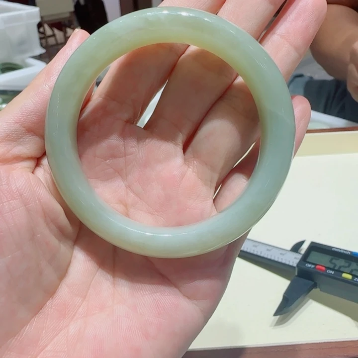 未镶嵌手镯和田玉29