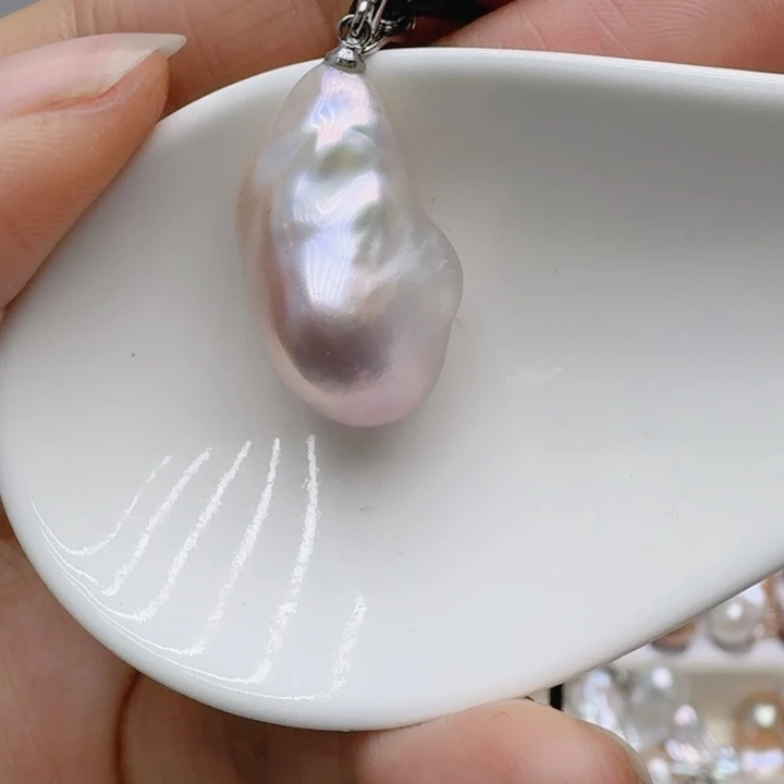 未镶嵌颈饰淡水珍珠