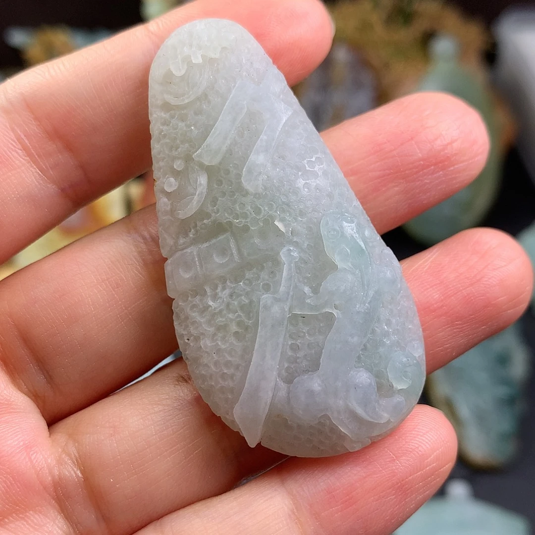 定制翡翠未镶嵌八破