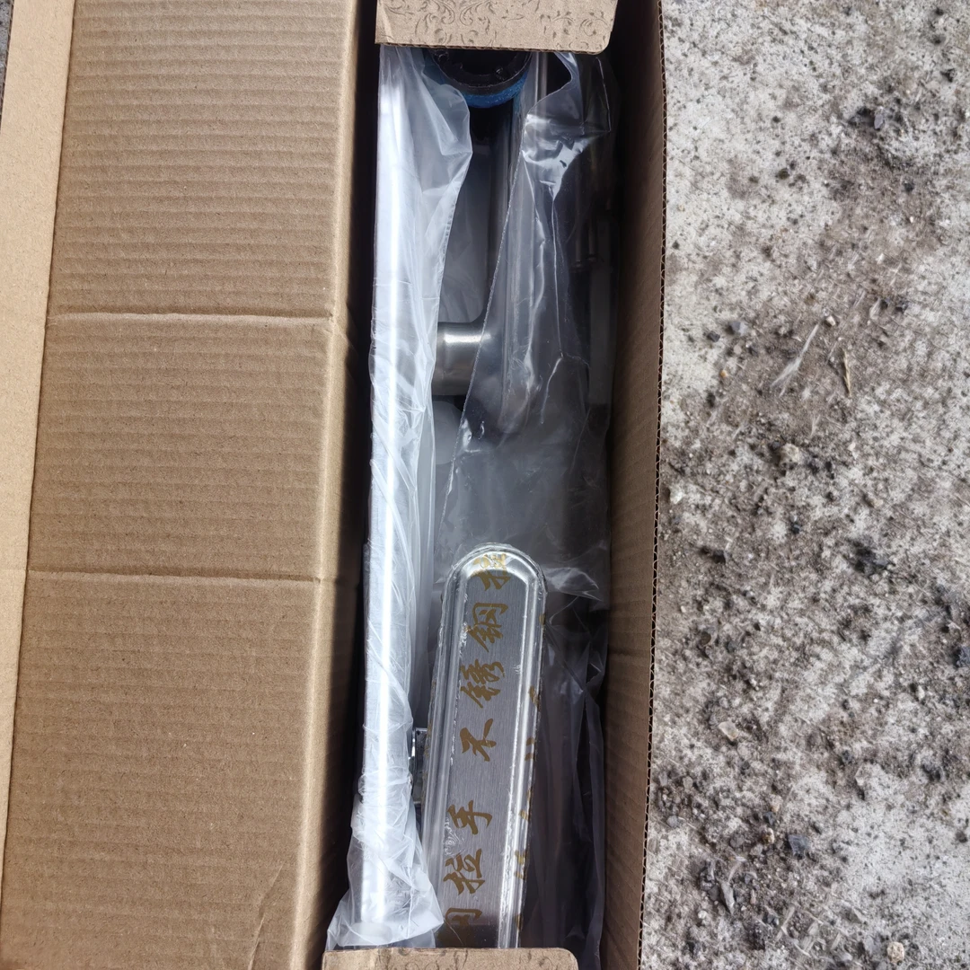 箱房零部件，门把手