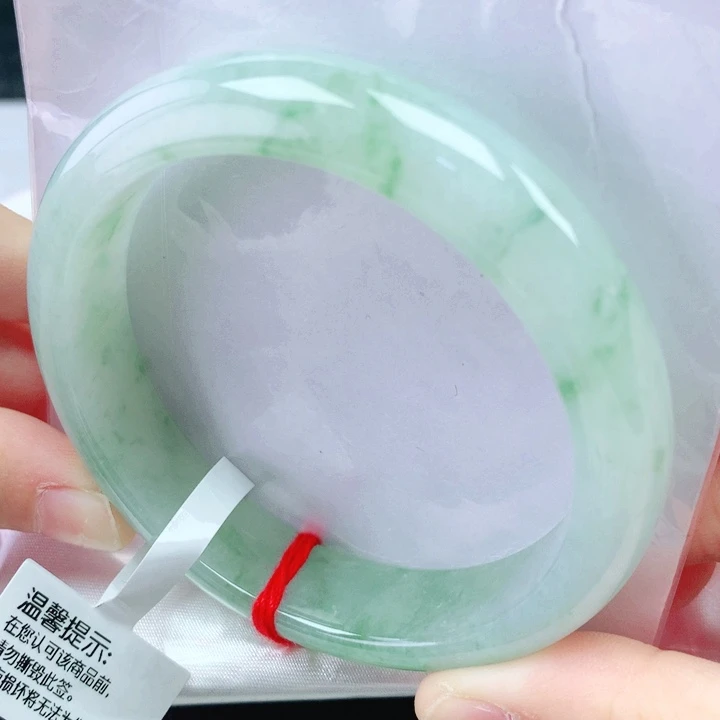 翡翠未镶嵌手镯56圈