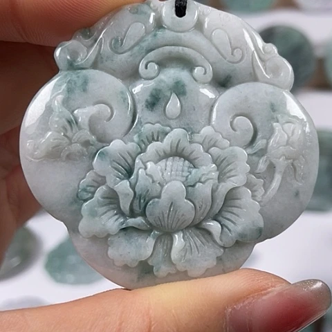 翡翠颈饰未镶嵌如意锁福利