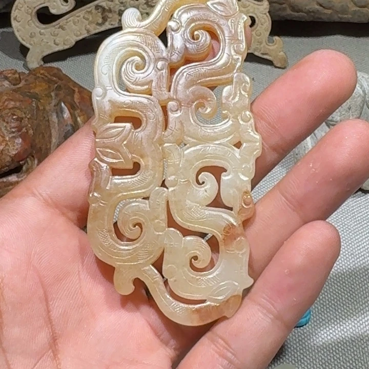 一***江和田玉（糖玉）未镶嵌挂件