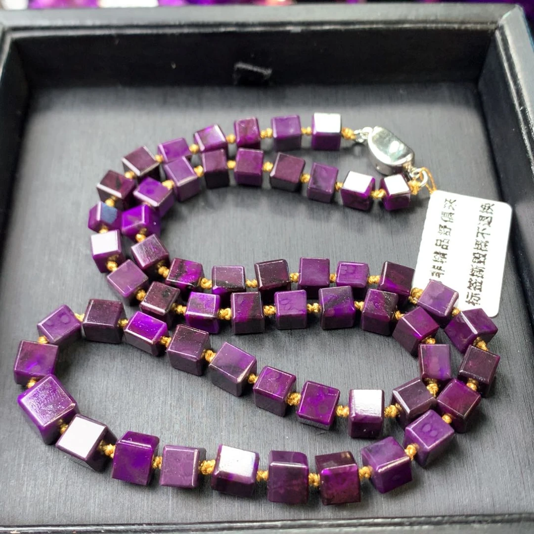 未镶嵌苏纪石（舒俱来）项链