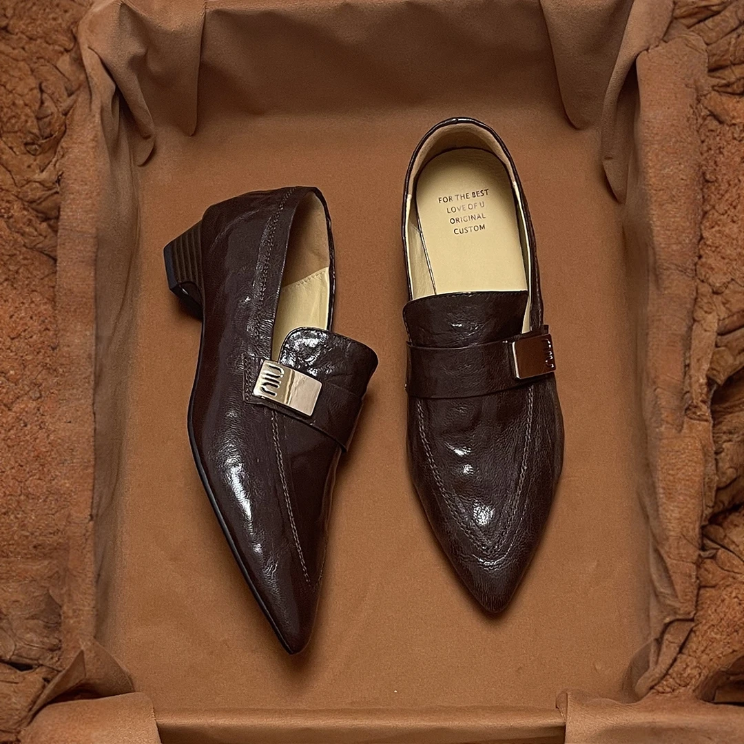 软羊皮复古尖头深口单鞋女2025新款春秋中粗跟3cm真皮休闲小皮鞋