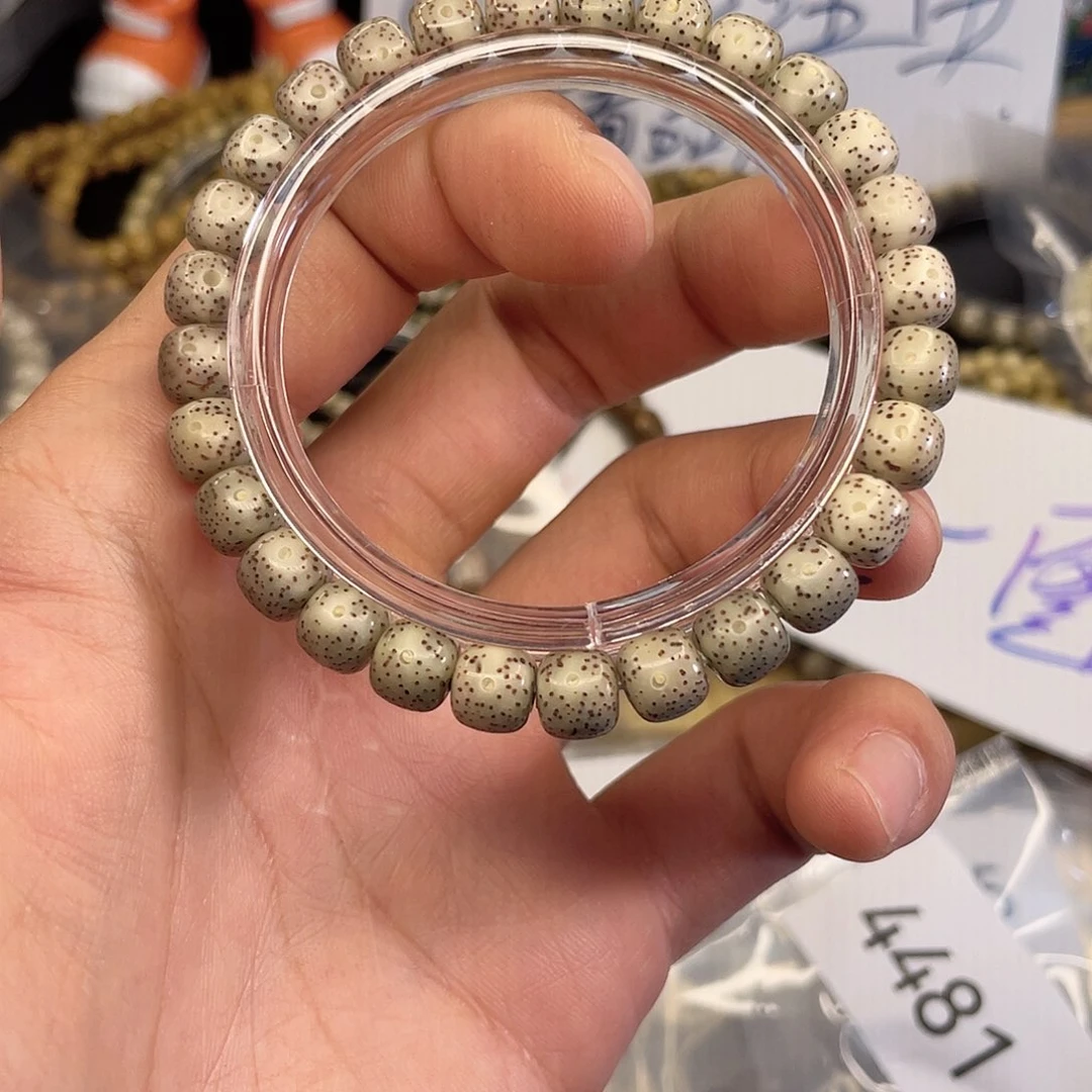 吊坠星月菩提4481