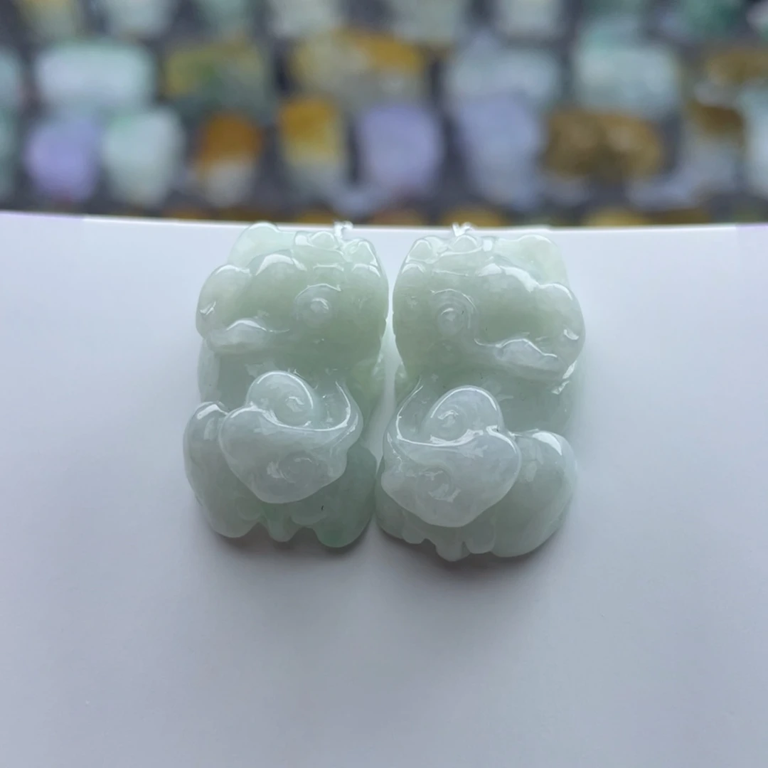 翡翠未镶嵌颈饰貔貅001