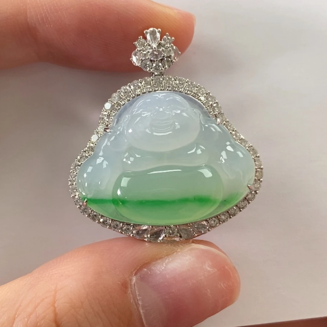 颈饰18K金镶嵌翡翠佛公
