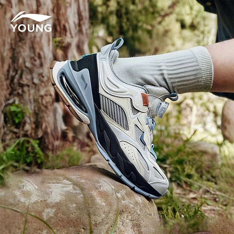 李宁童鞋儿童运动鞋男女大童秋季新款弧光旋转纽扣户外老爹鞋9002