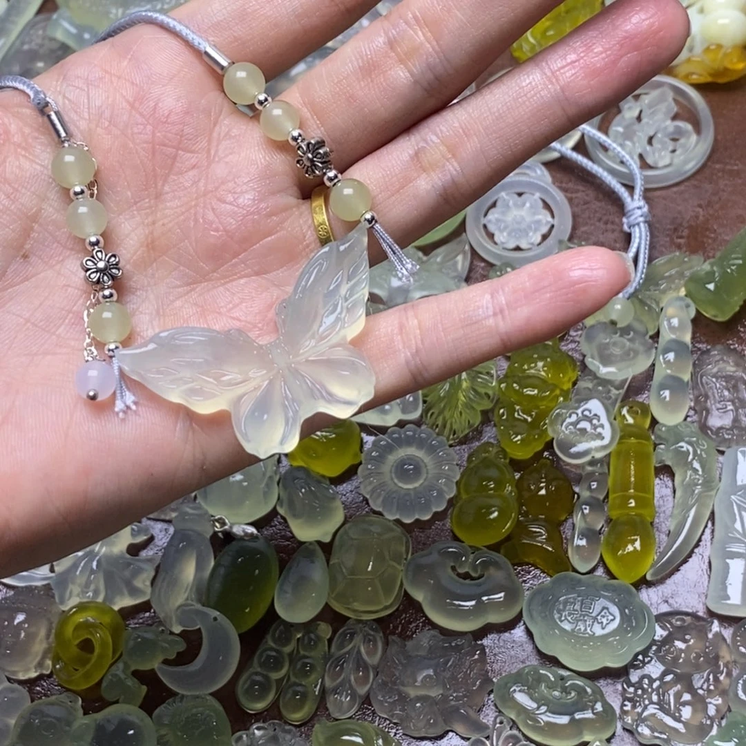 蛇纹石玉合金项链