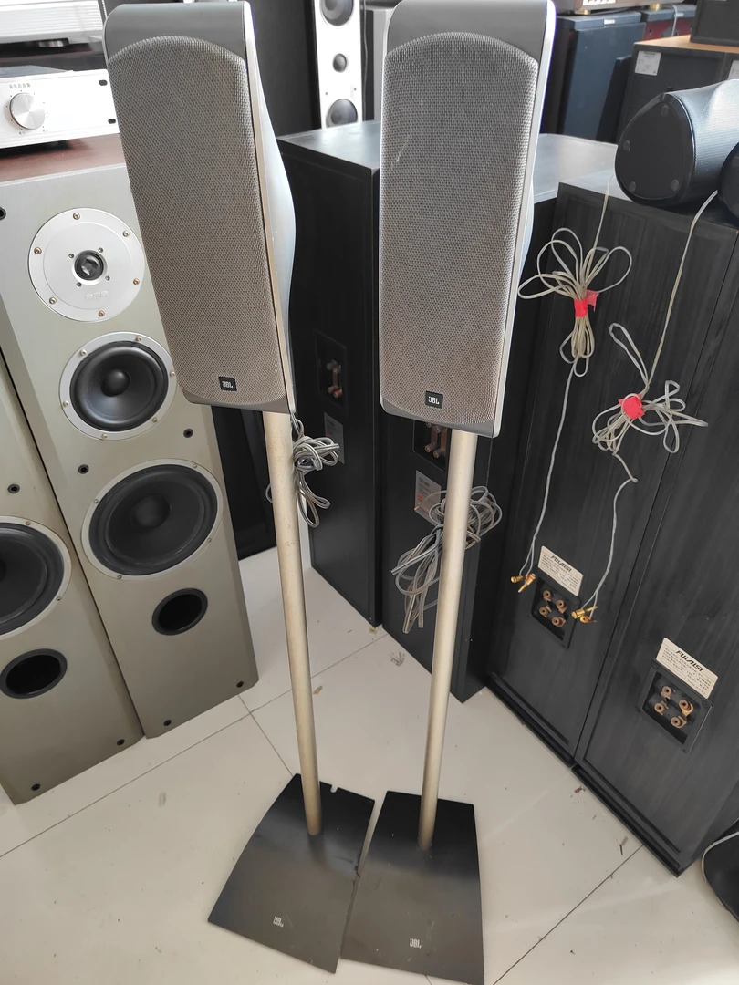 8新  不包邮，音响一对，不包邮，运费到付