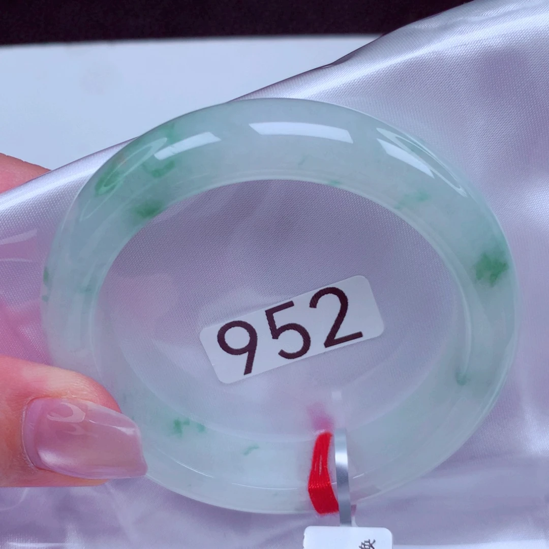 翡翠未镶嵌手镯手镯