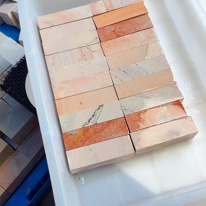 青田石印石水**穿晚上给